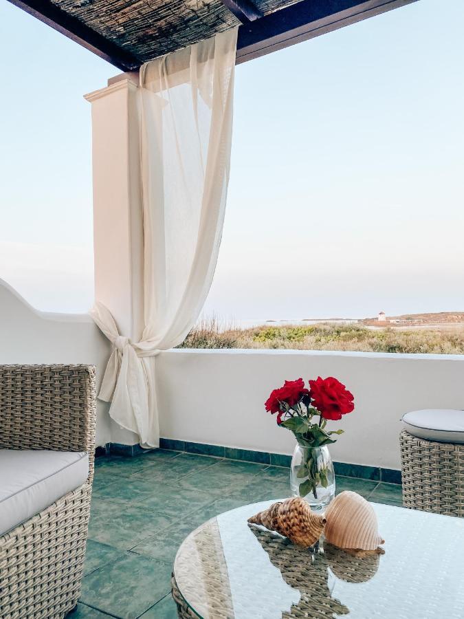 Luxury 3Br Sunrise Villa , Seaside Gyrismata Скирос Экстерьер фото